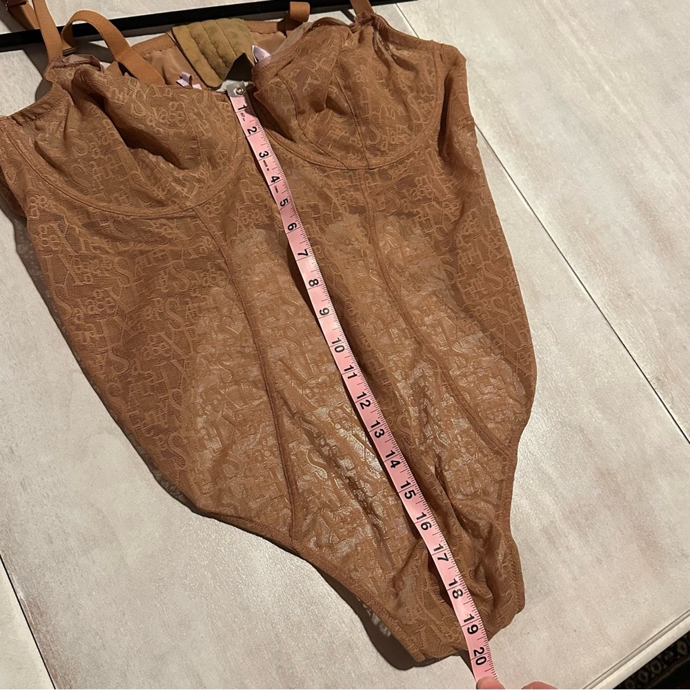 Savage Fenty Signature Script Underwire Teddy - Picture 6 of 6